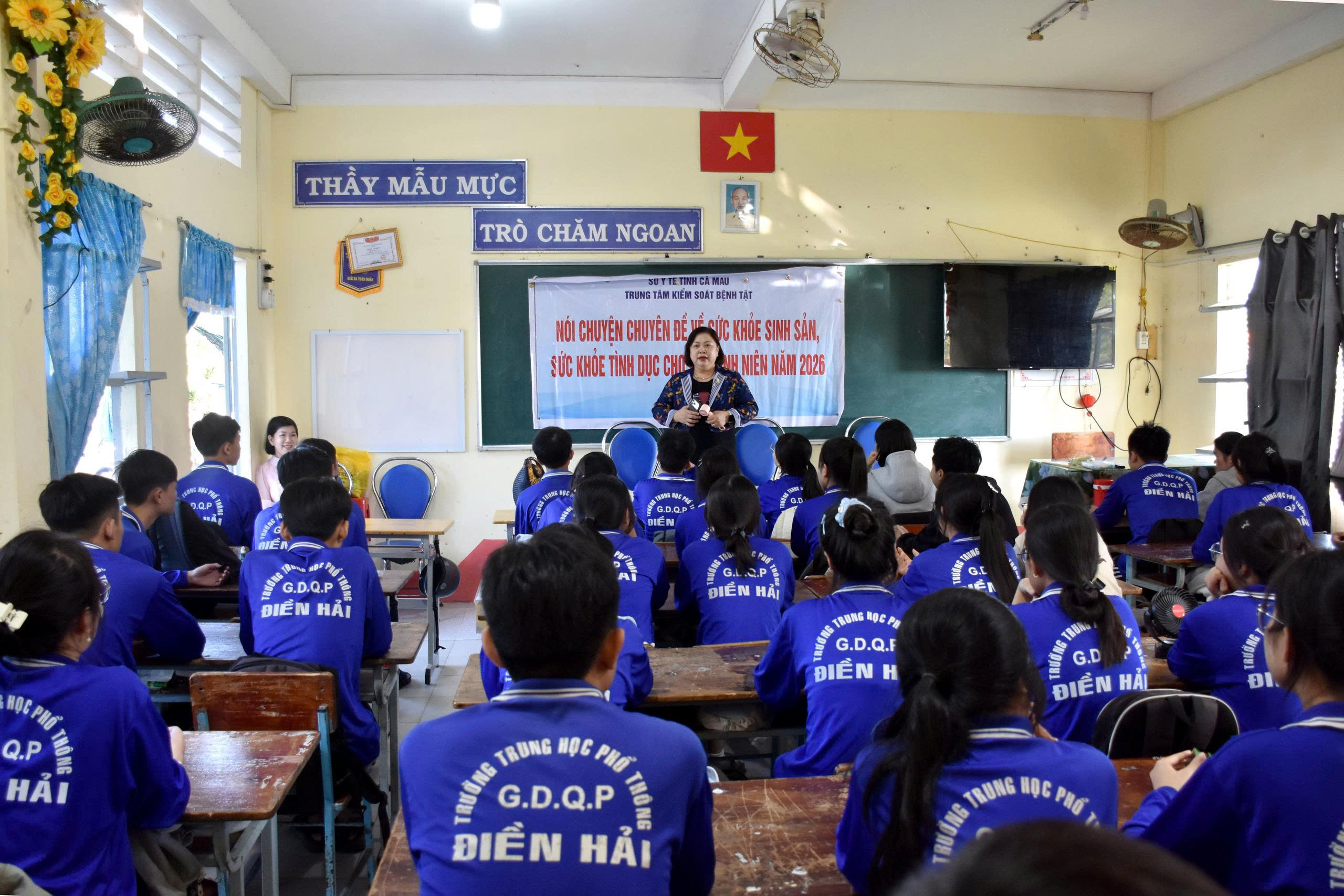 Đưa kiến thức sức khỏe sinh sản đến gần vị thành niên vùng cơ sở