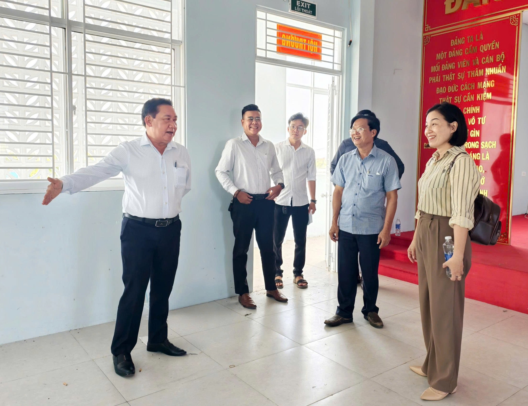 anh tin bai