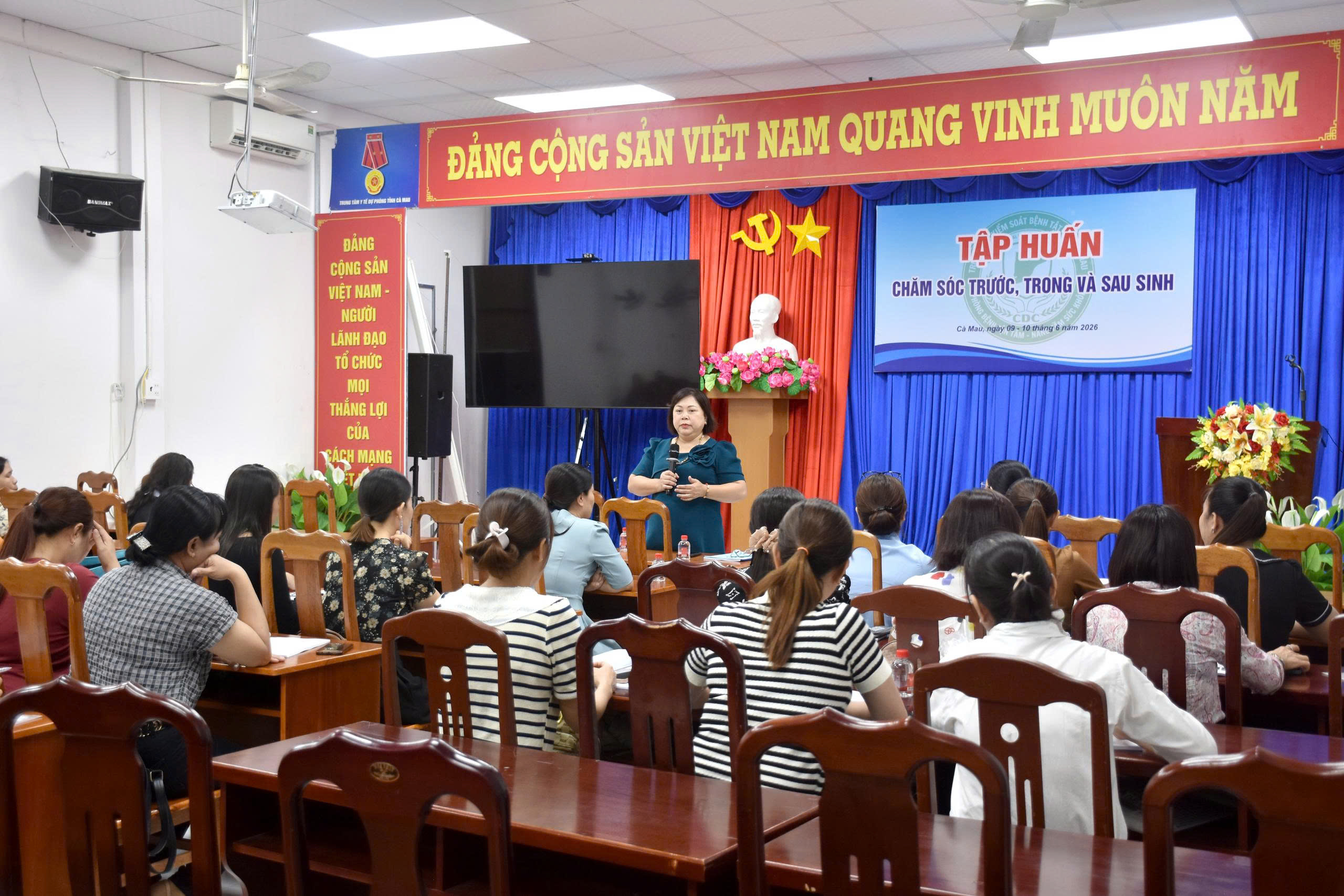 Tập huấn Chăm sóc trước, trong và sau sinh