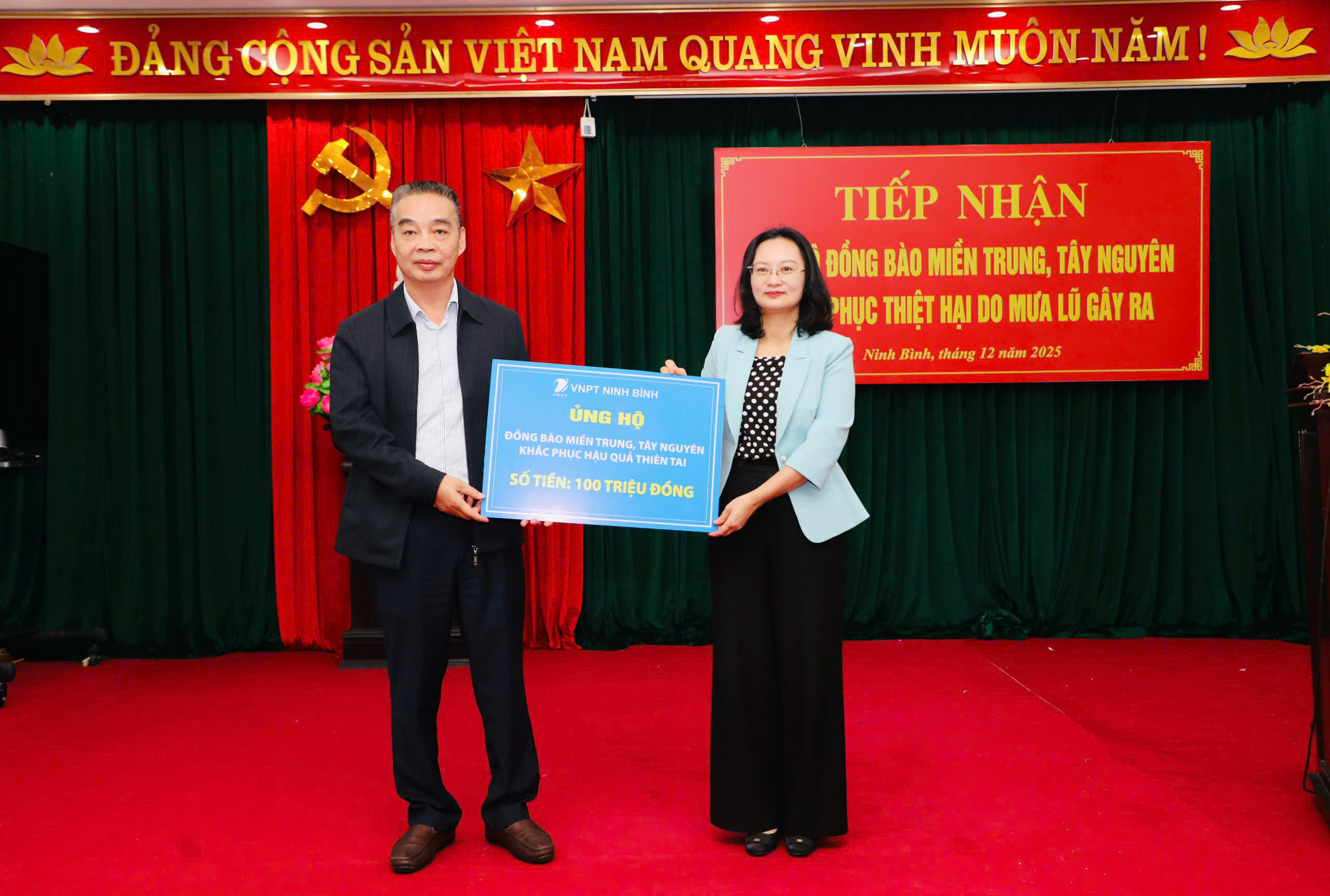 VNPT Ninh Bình: Tiếp nối hành trình “tương thân tương ái”, hướng về đồng bào vùng bão lũ