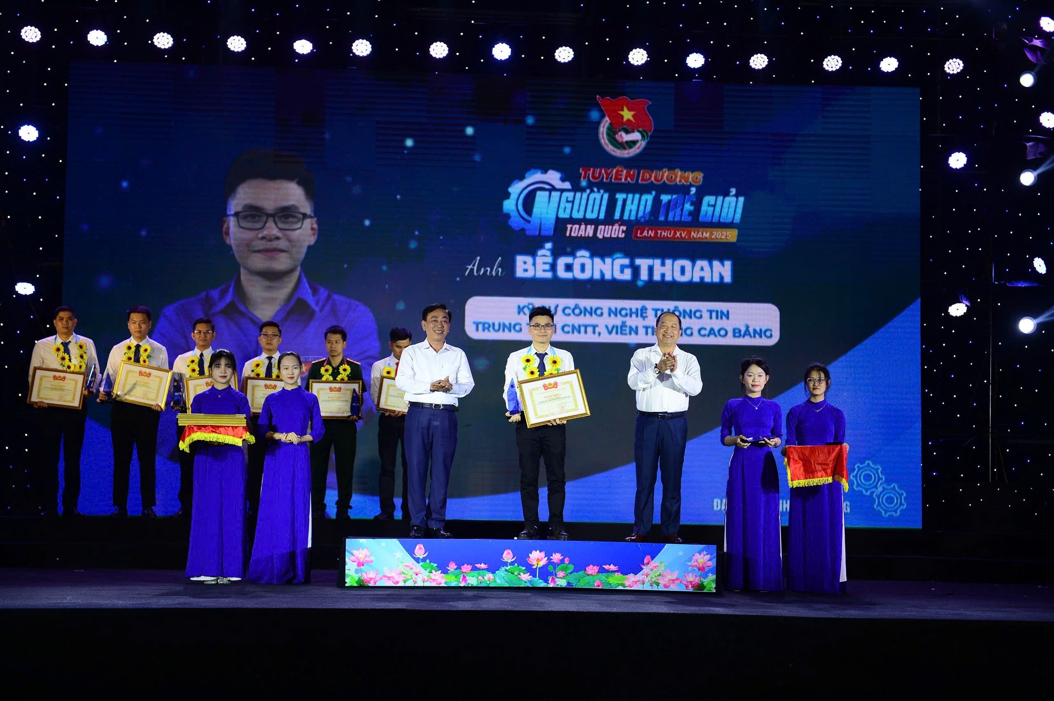 Kỹ sư trẻ Bế Công Thoan - VNPT Cao Bằng được vinh danh “Người thợ trẻ giỏi” toàn quốc năm 2025