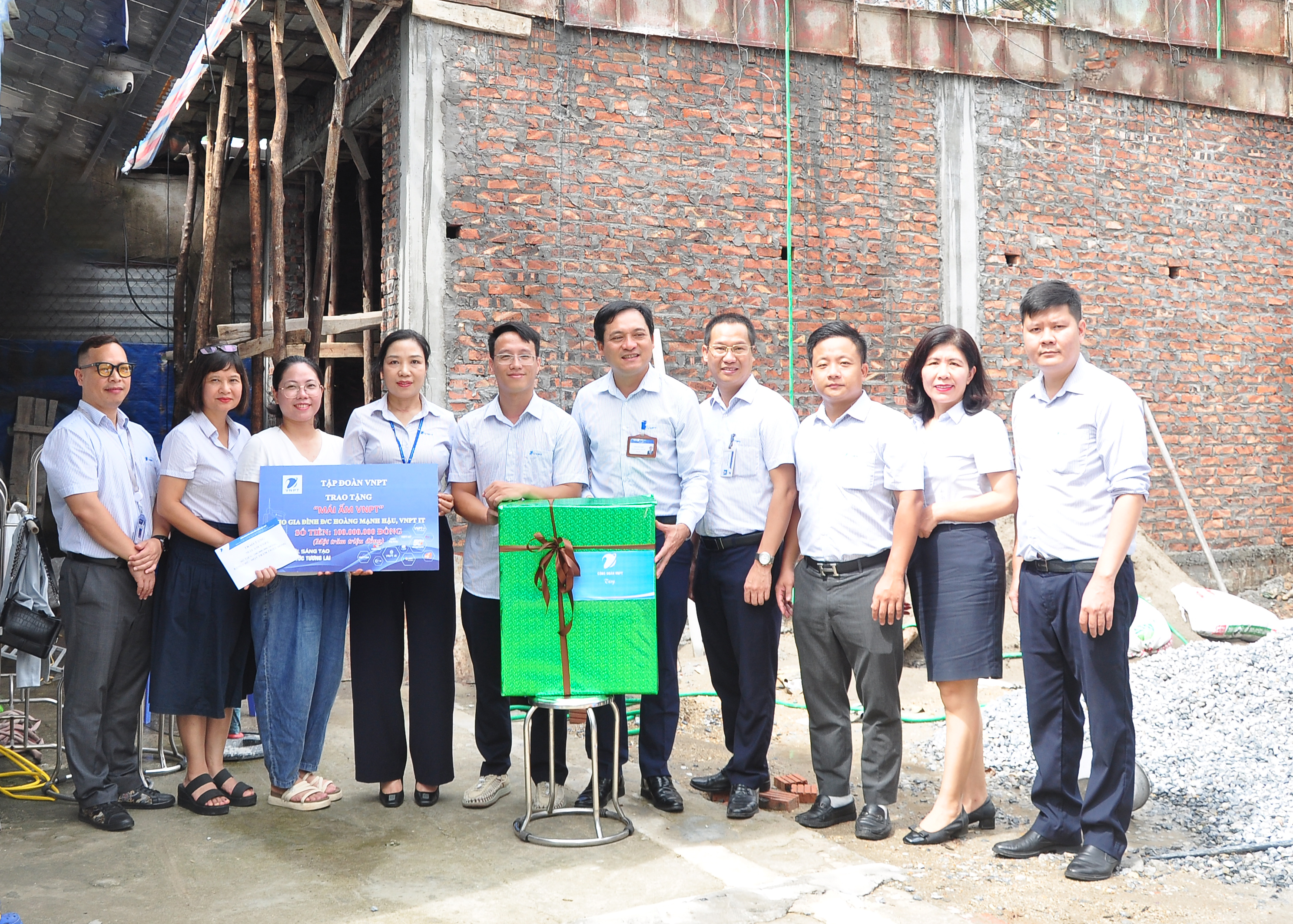 Chắp cánh yêu thương từ Mái ấm VNPT