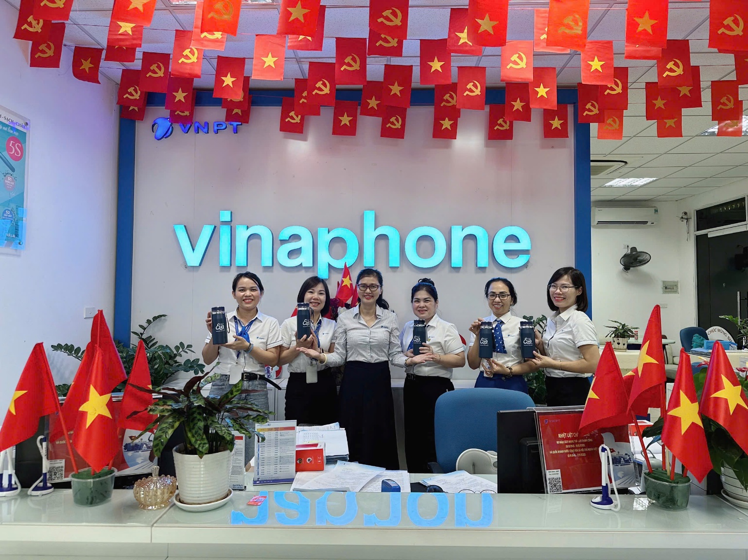 https://apiminio.myhanoi.vn/hanoi-portal/public/1/2025/08/76663fc9-4929-4f0f-b7fe-f81612db0551.jpg