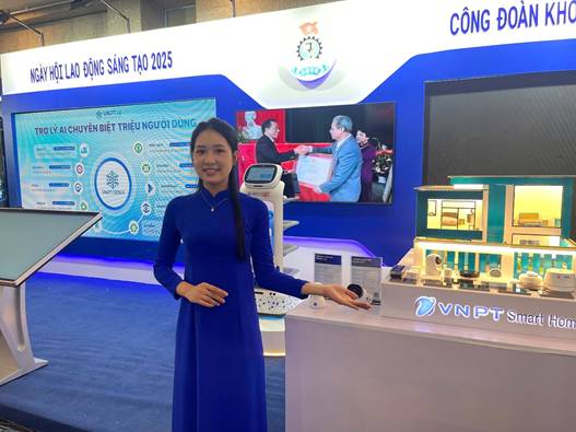 A person standing in front of a display
AI-generated content may be incorrect.