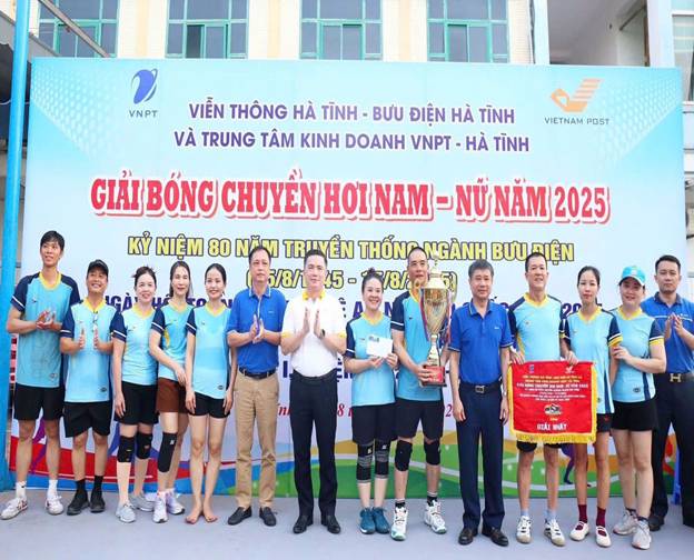 https://staticportal.vnpt.vn/upload/upload/files/images/z6892386373292_055f75b9545bdc972ee2f99f1416d416.jpg
