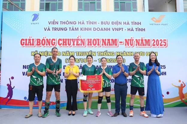 https://staticportal.vnpt.vn/upload/upload/files/images/z6892386367030_18d6f1952363f27bd03e6d1346aae7fb.jpg