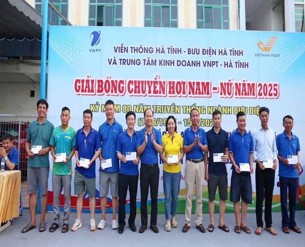 https://staticportal.vnpt.vn/upload/upload/files/images/z6892386352988_0a5355fab32f7676bef6198ac8fc01a0.jpg