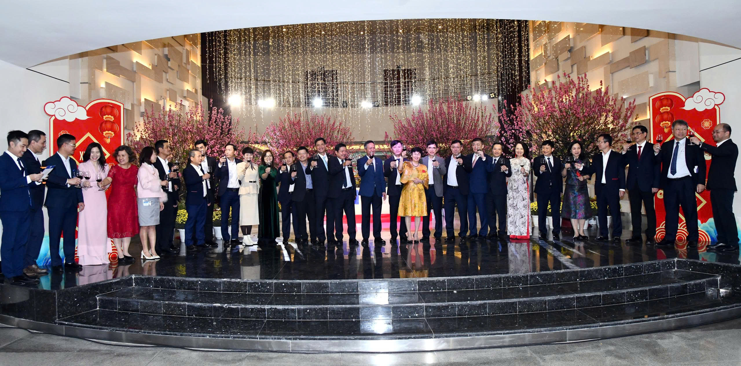 VNPT bước vào Xuân mới với tinh thần Mã đáo thành công