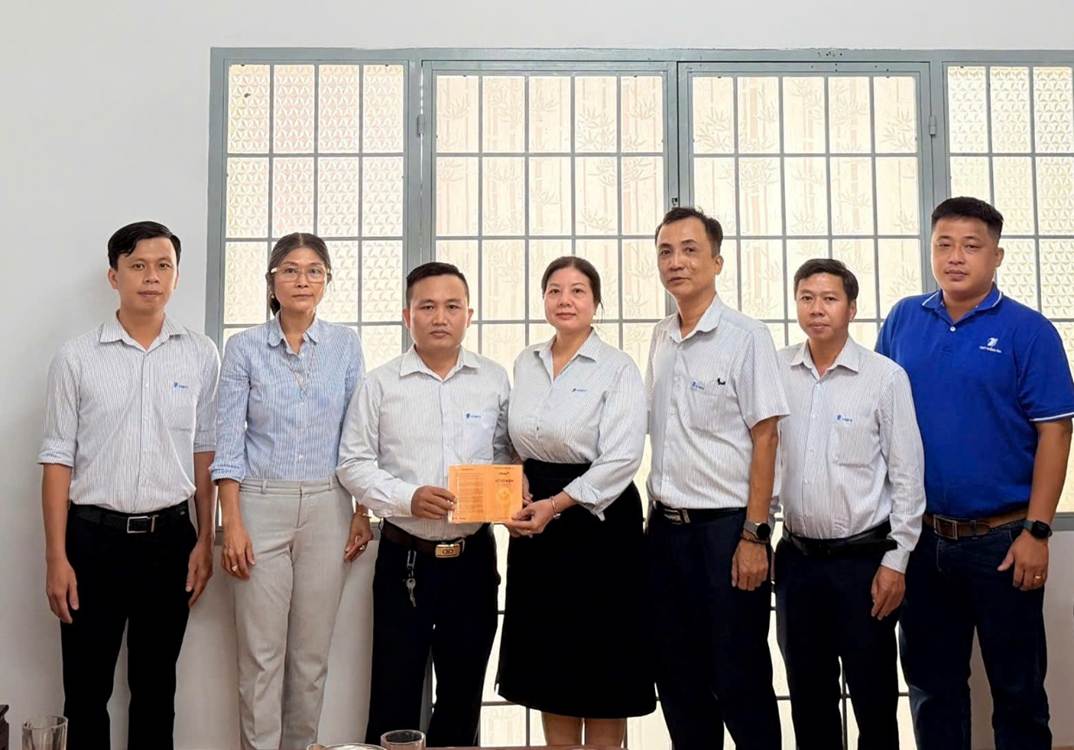Ấm áp nghĩa tình người VNPT