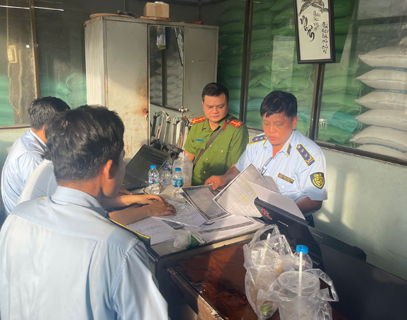 Cần Thơ tăng cường đấu tranh ngăn chặn buôn lậu, gian lận thương mại, hàng giả