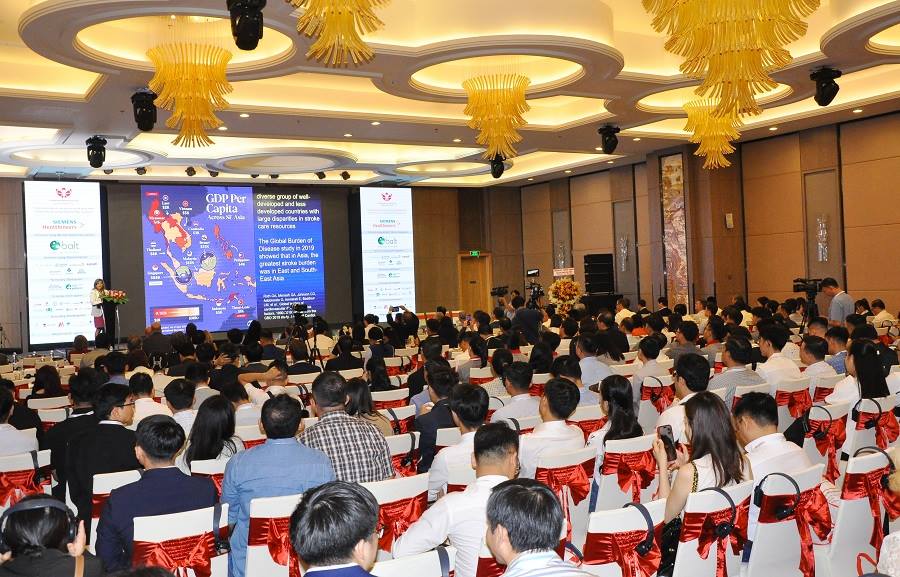Nhiều chuyên gia đầu ngành tham gia khóa đào tạo, nghiên cứu và kết nối điều trị đột quỵ tại Cần Thơ