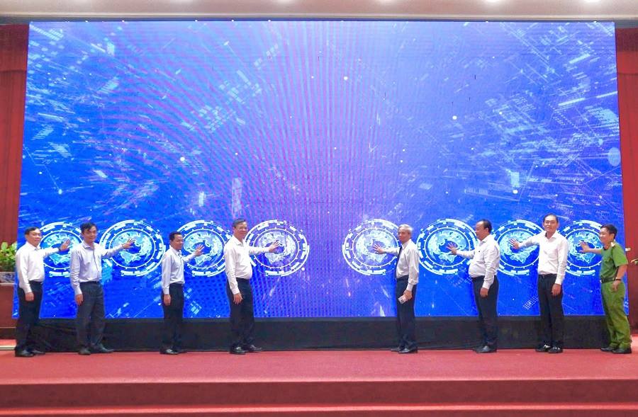 Thành phố Cần Thơ phát động Phong trào “Bình dân học vụ số”