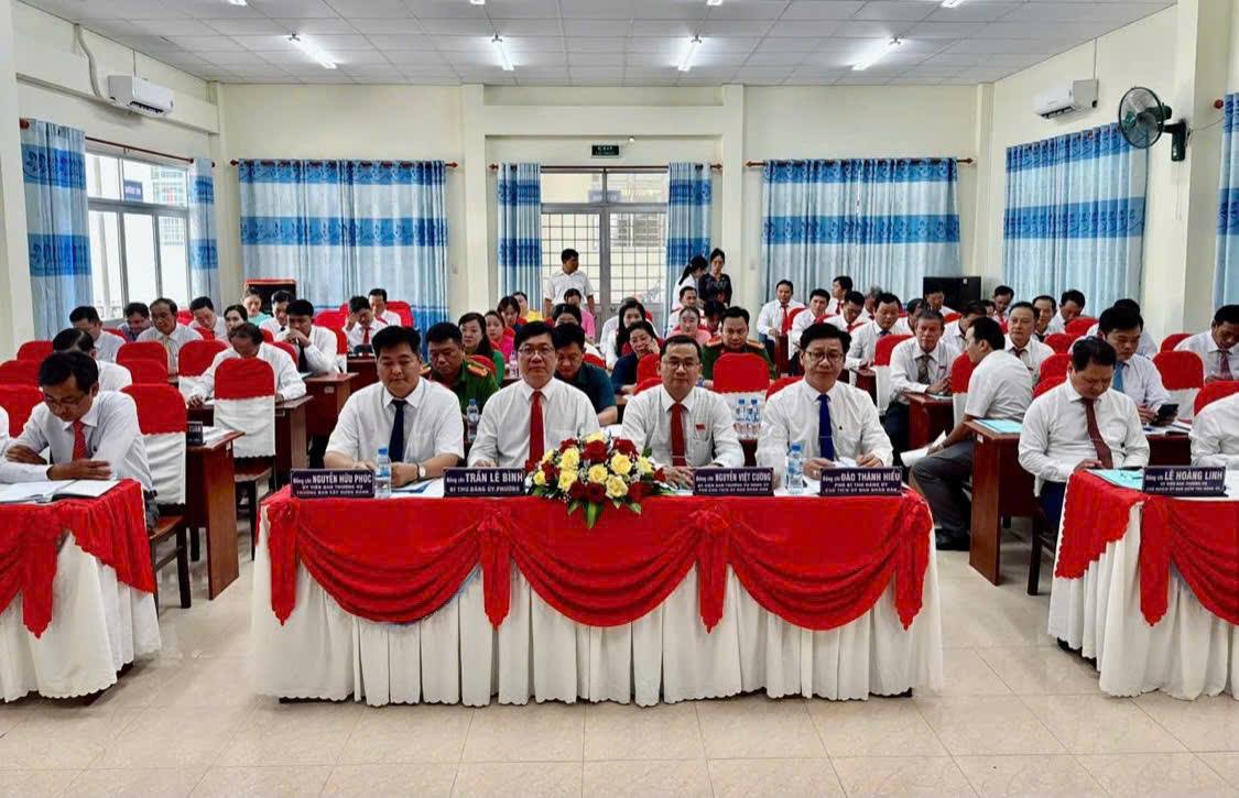 HĐND phường An Bình, khóa XII, nhiệm kỳ 2021-2026 tổ chức kỳ họp lần thứ nhất