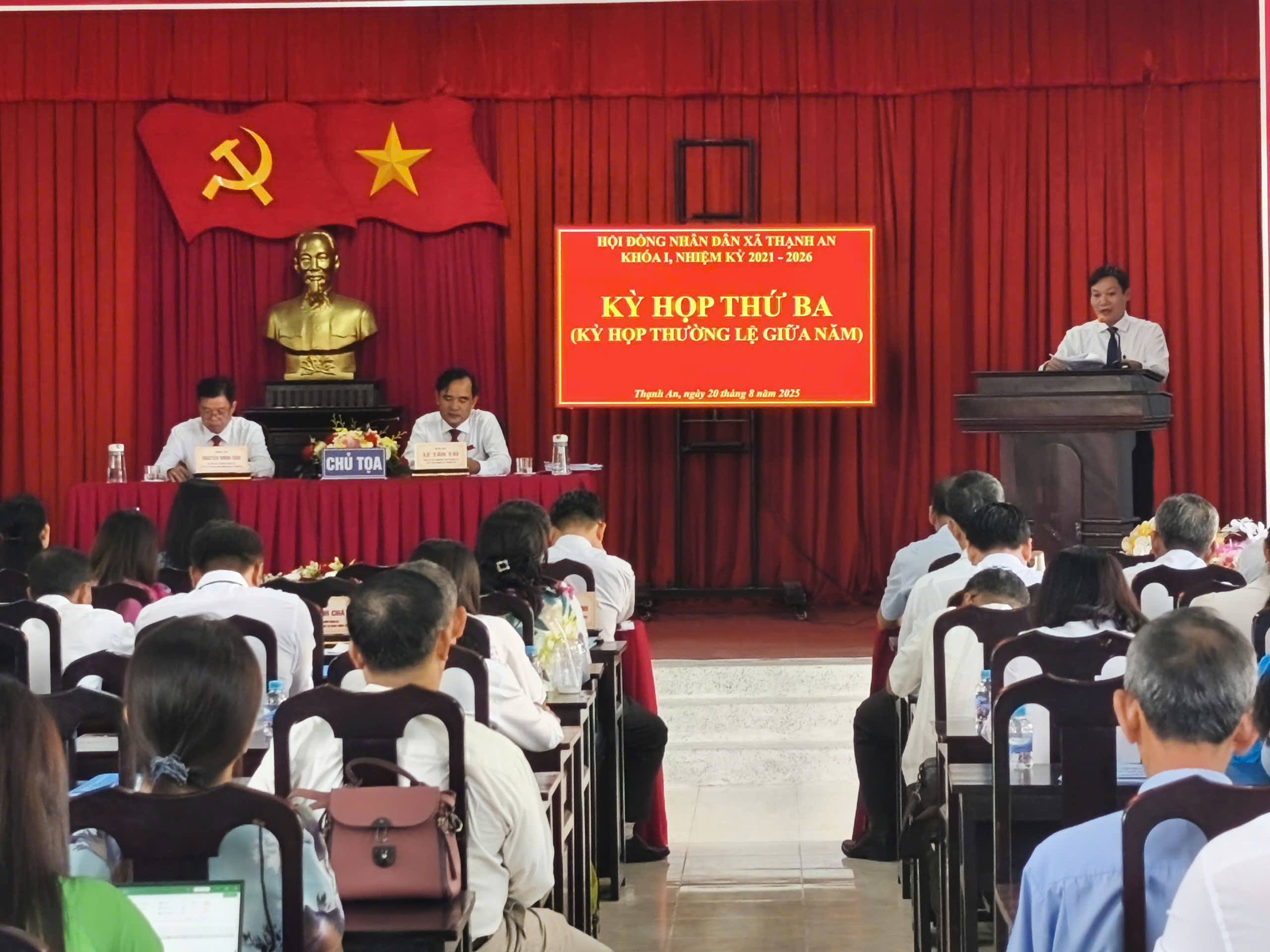 HĐND XÃ THẠNH AN TỔ CHỨC KỲ HỌP THƯỜNG LỆ GIỮA NĂM