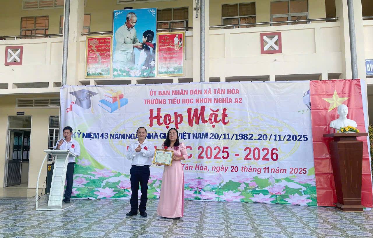 Tiết mục văn nghệ của học sinh