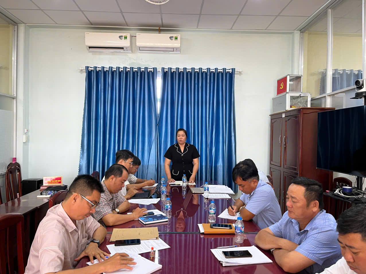 Thường trực HĐND xã Xà Phiên họp tháng 9/2025