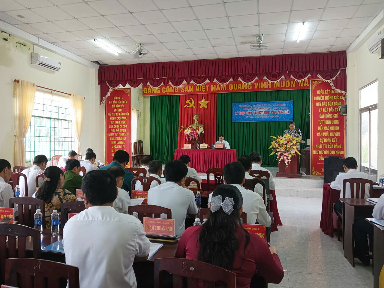 KỲ HỌP THỨ BA HĐND XÃ XÀ PHIÊN KHÓA XII, NHIỆM KỲ 2021 – 2026 THÀNH CÔNG TỐT ĐẸP