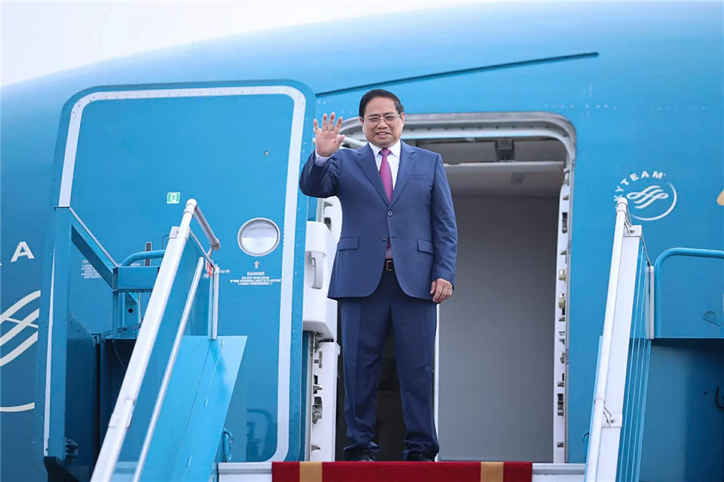 Thủ tướng Phạm Minh Chính lên đường dự Hội nghị WEF 16 Thiên Tân và làm việc tại Trung Quốc