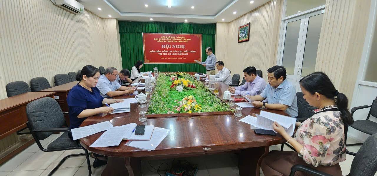 Đảng ủy Thanh tra thành phố tổ chức Hội nghị kiểm điểm tập thể và cá nhân năm 2024
