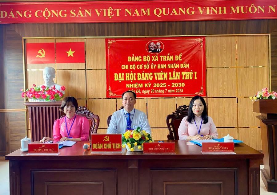Đại hội Đảng viên Chi bộ UBND xã Trần Đề, nhiệm kỳ 2025 – 2030