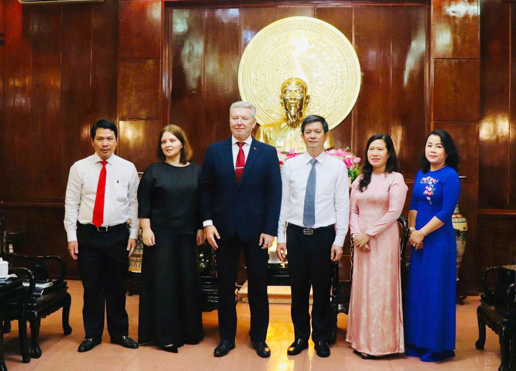 Cần Thơ thúc đẩy hợp tác kinh tế, thương mại và du lịch với Belarus