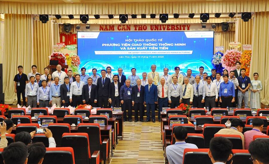 Thúc đẩy nghiên cứu, phát triển phương tiện giao thông thông minh tại Việt Nam
