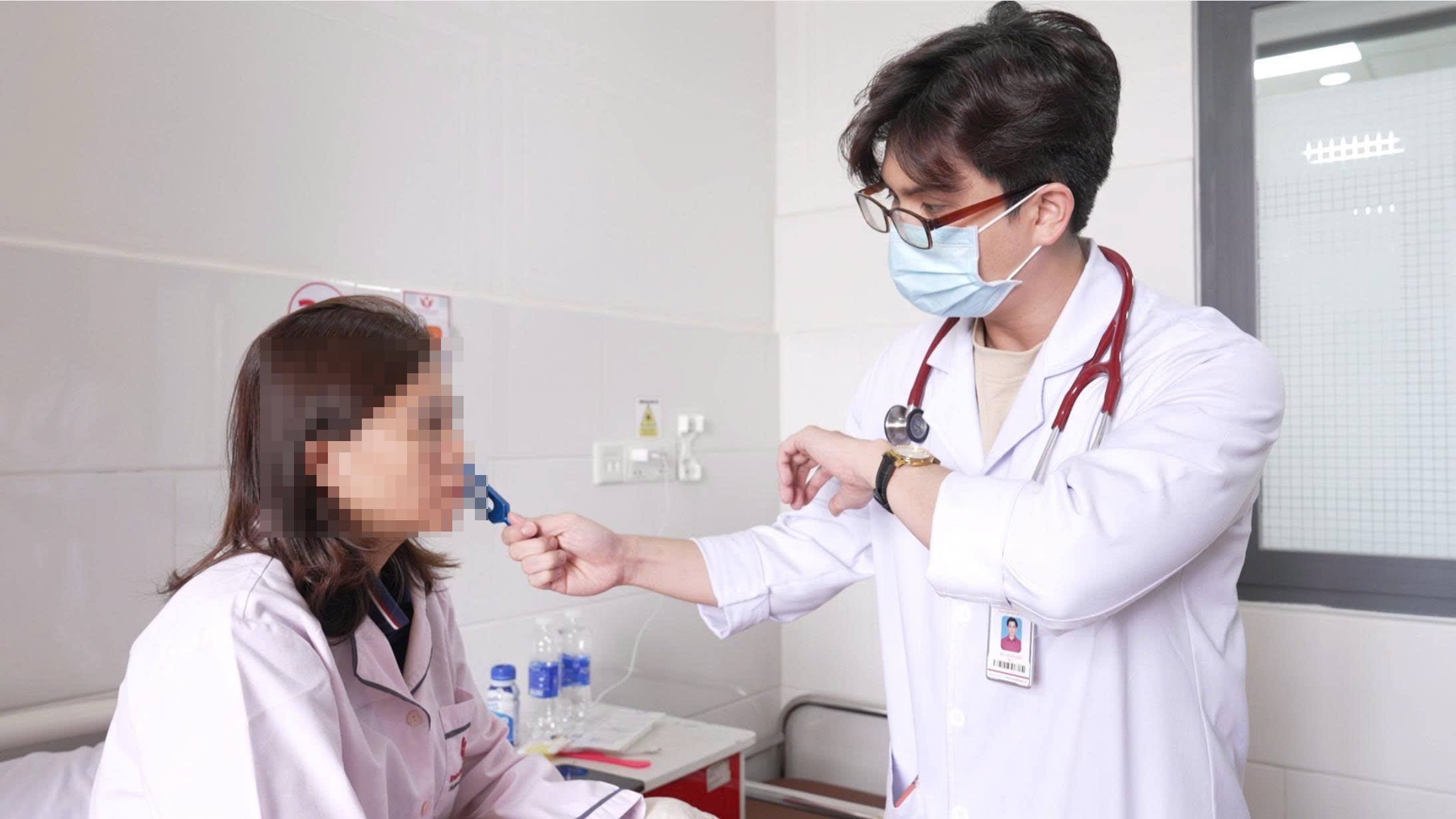 Can thiệp nội mạch cứu sống bệnh nhân bị u cuộn cảnh tái phát, nguy cơ xuất huyết não