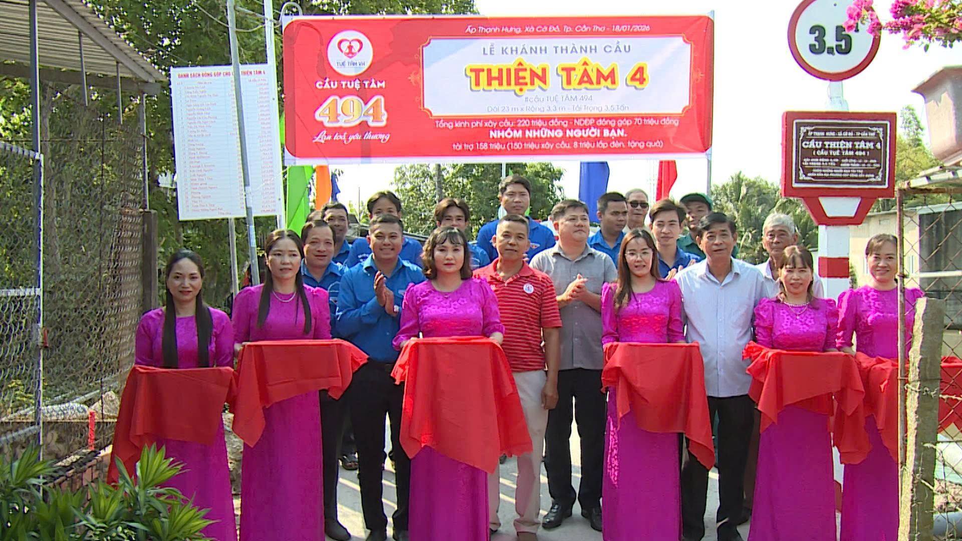 Xã Cờ Đỏ khánh thành cầu Kênh 600 chào mừng Đại hội Đảng toàn quốc lần thứ XIV