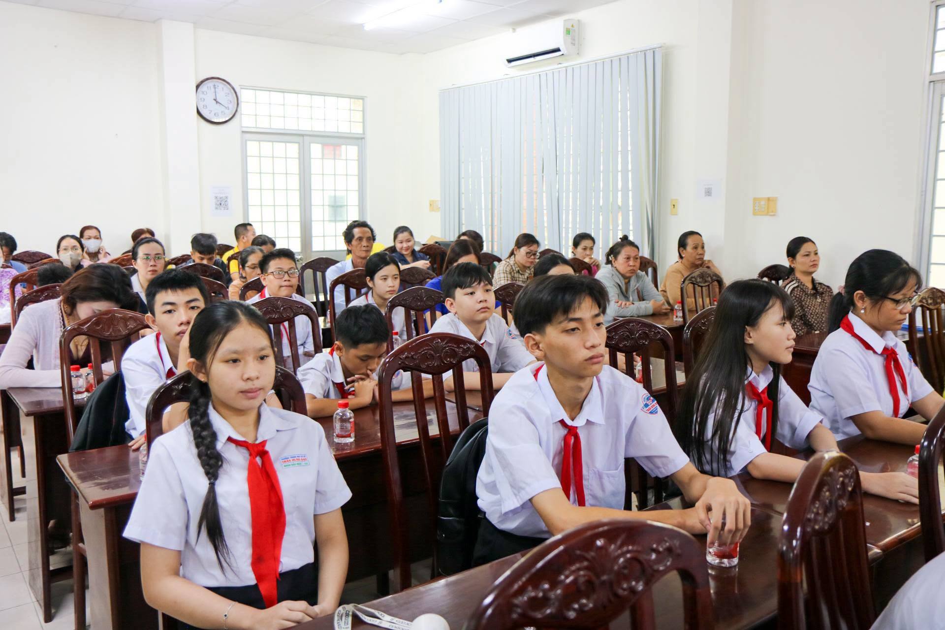 anh tin bai