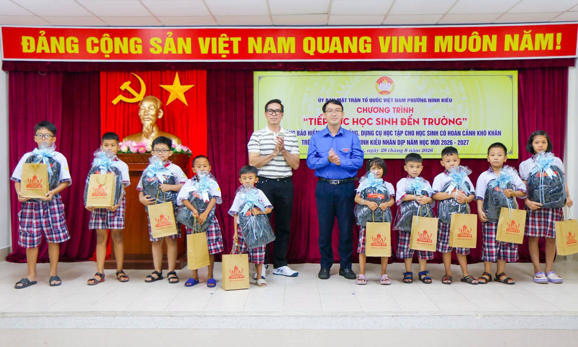 anh tin bai