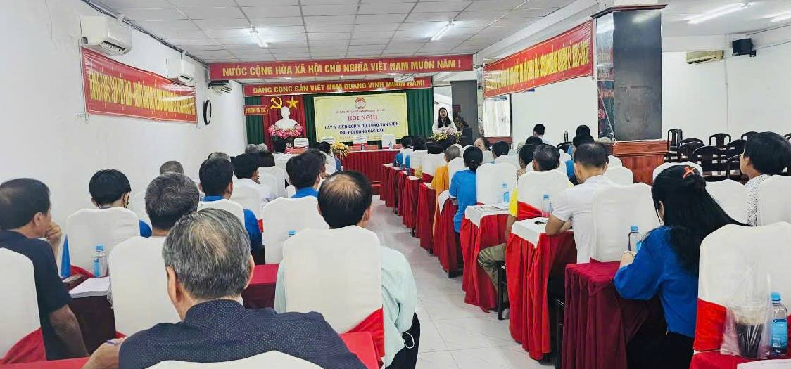 PHƯỜNG CÁI KHẾ TỔ CHỨC HỘI NGHỊ GÓP Ý DỰ THẢO VĂN KIỆN ĐẠI HỘI ĐẢNG CÁC CẤP