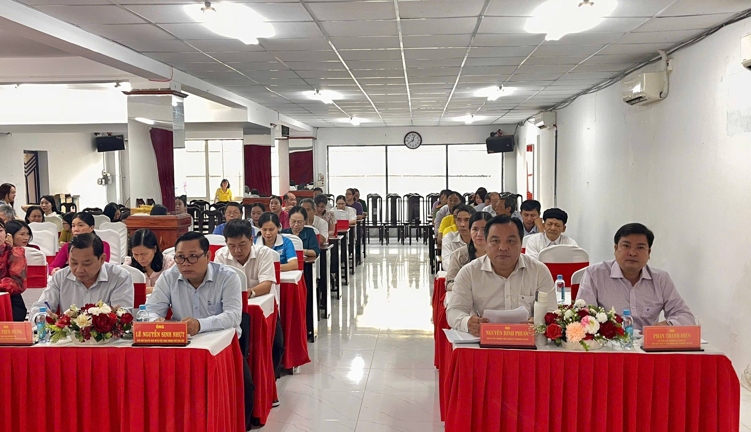 Hội nghị Ủy ban MTTQ Việt Nam phường Cái Khế lần thứ hai, nhiệm kỳ 2025 – 2030, tổng kết công tác Mặt trận năm 2025 và triển khai chương trình phối hợp, thống nhất hành động năm 2026.