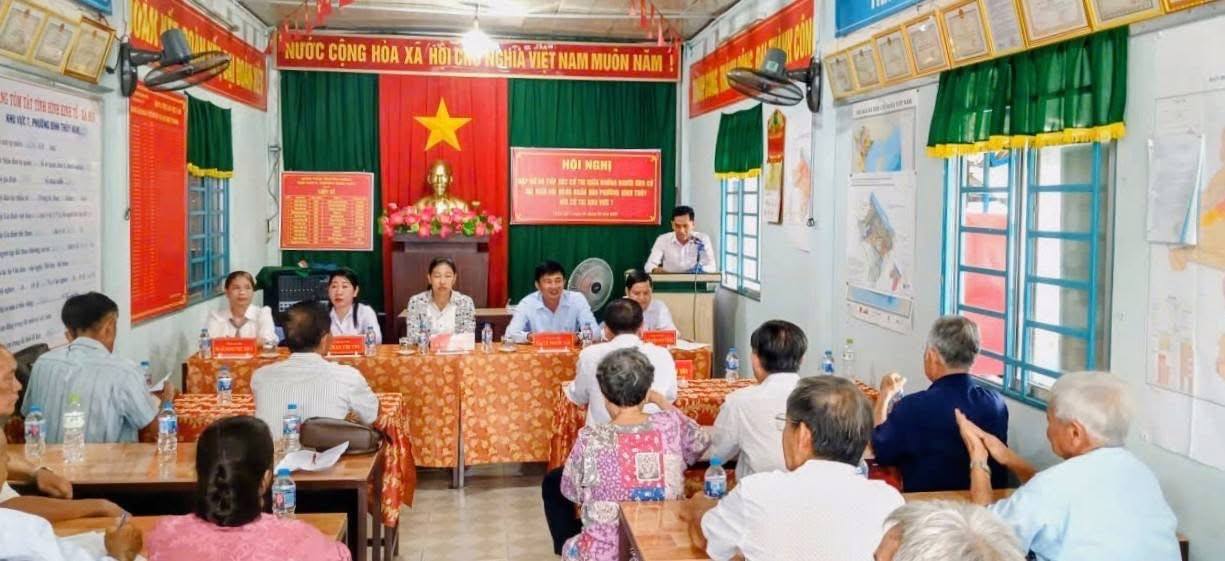 Ứng cử viên đại biểu Đơn vị bầu cử số 03, HĐND phường Bình Thủy nhiệm kỳ 2021 - 2026 tiếp xúc cử tri, vận động bầu cử tại khu vực 6 và khu vực 7
