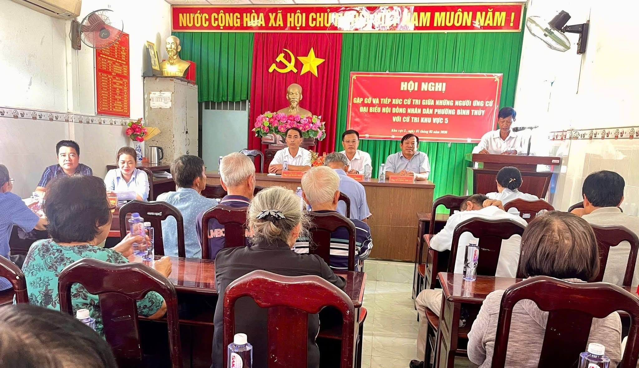 Ứng cử viên đại biểu Đơn vị bầu cử số 02, HĐND phường Bình Thủy nhiệm kỳ 2021 - 2026 tiếp xúc cử tri, vận động bầu cử tại khu vực 4 và khu vực 5