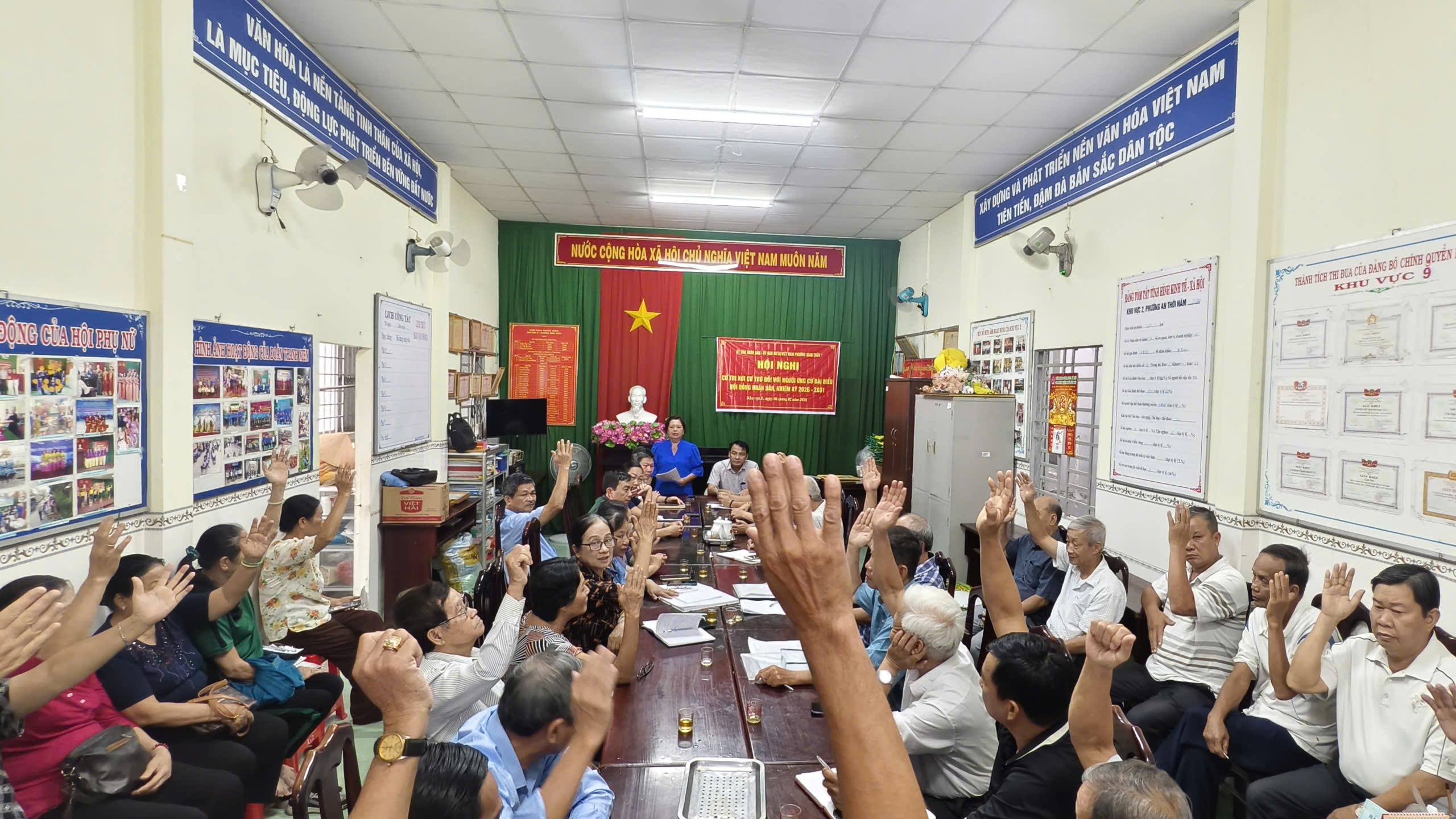 Bình Thủy tổ chức Hội nghị cử tri nơi cư trú lấy ý kiến nhận xét người ứng cử đại biểu HĐND