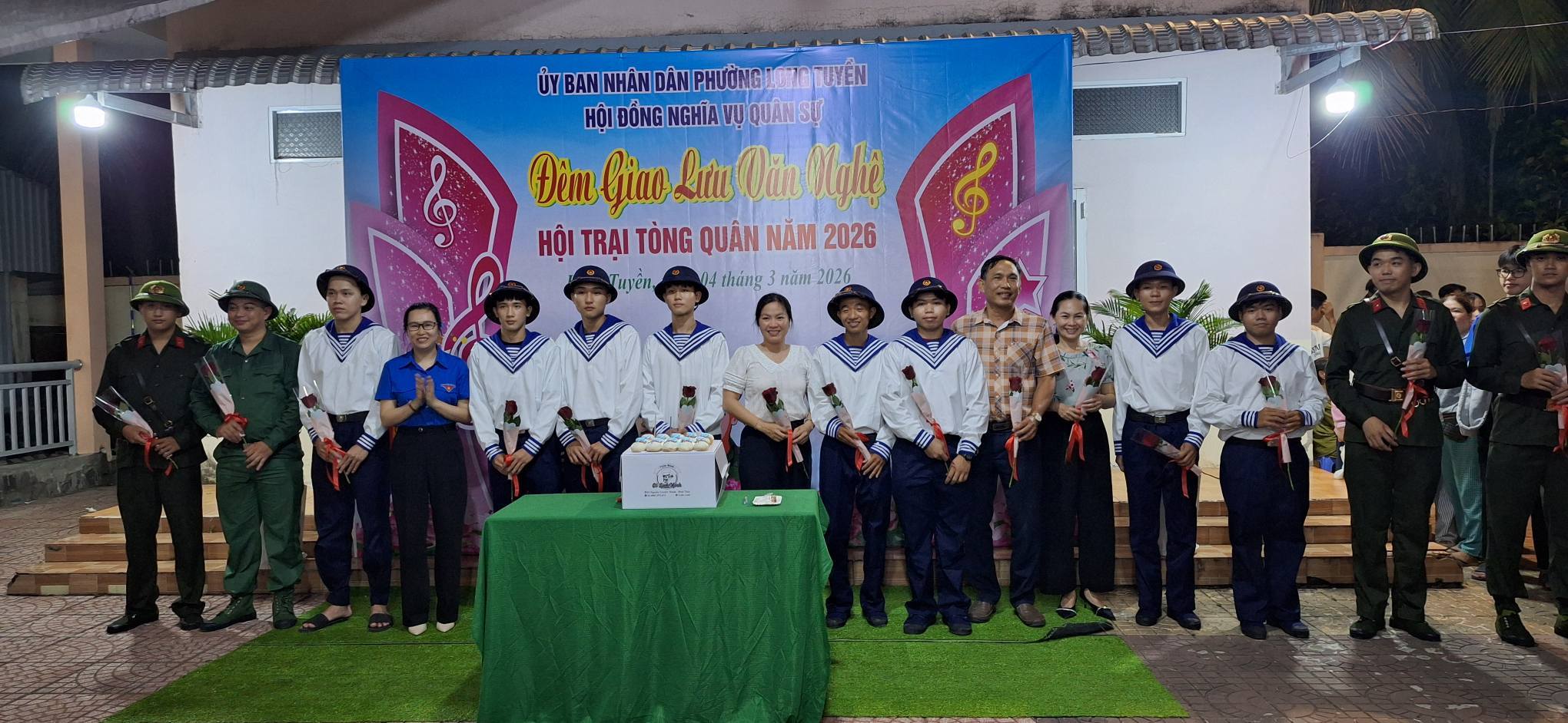 Phường Long Tuyền tổ chức giao lưu văn nghệ tiễn tân binh lên đường nhập ngũ năm 2026