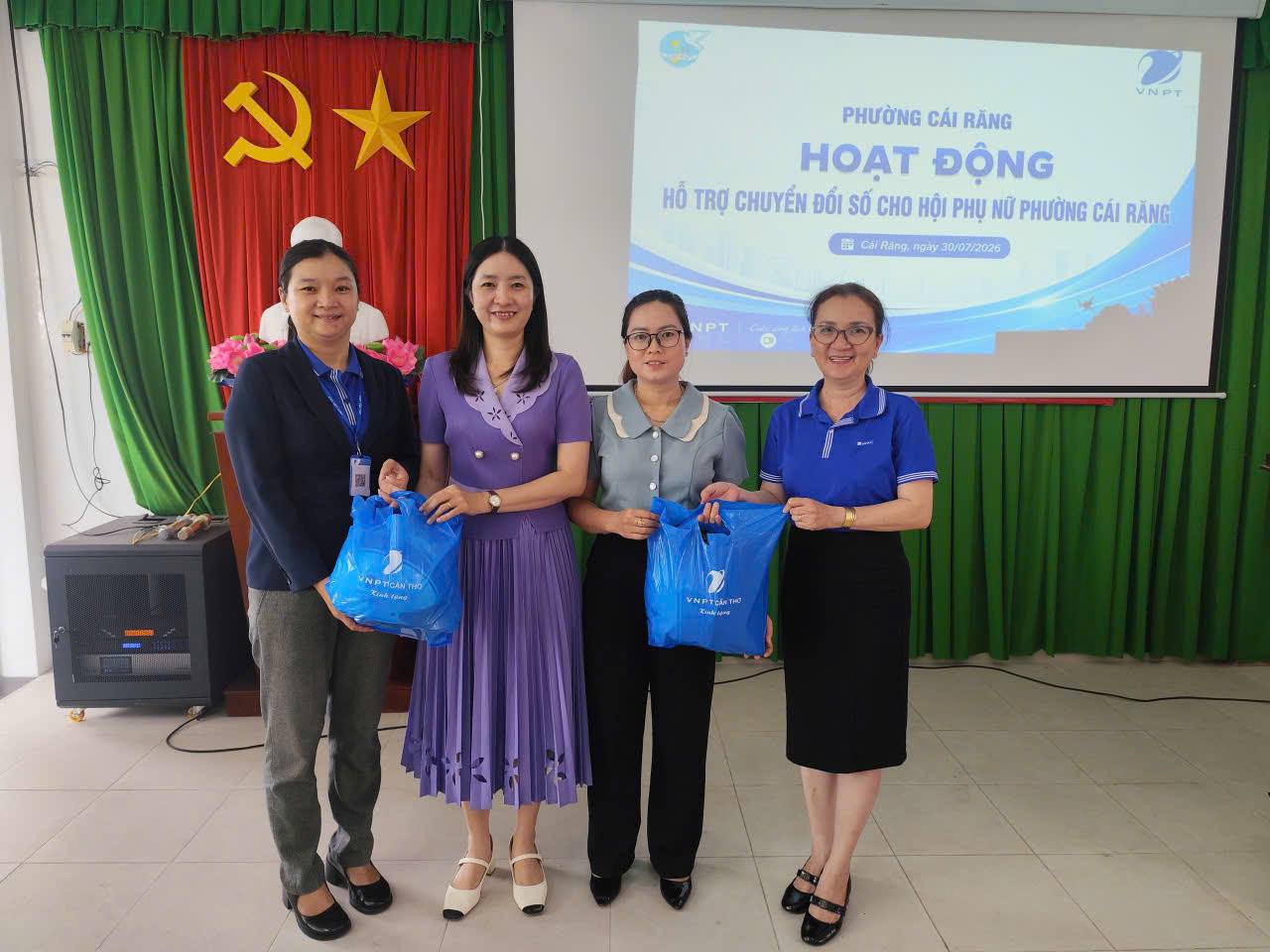 Hội LHPN phường Cái Răng đồng hành cùng hội viên phụ nữ trong chuyển đổi số