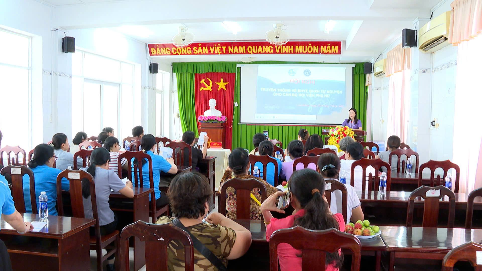 Hội LHPN phường Cái Răng truyền thông chính sách BHYT hộ gia đình, BHXH tự nguyện cho cán bộ hội phụ nữ