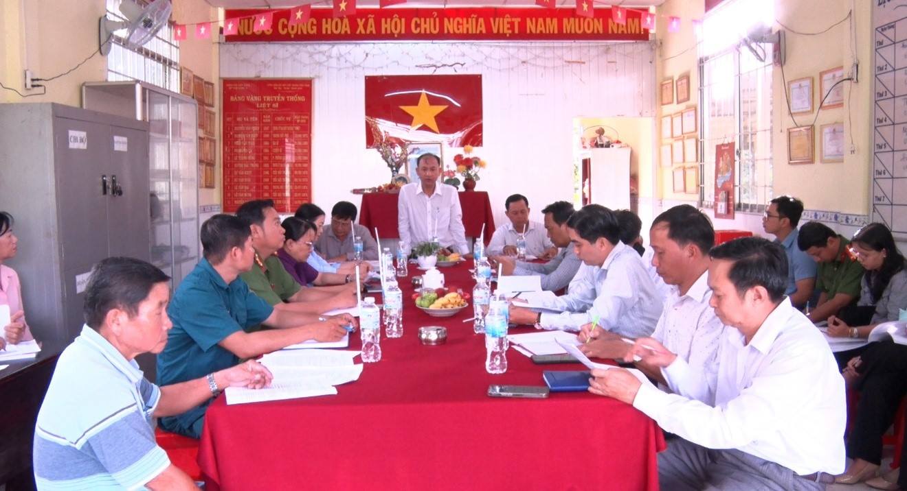 Lãnh đạo xã Phong Điền làm việc với Chi bộ ấp Tân Nhơn và  ấp Tân Long A về kết quả thực hiện nhiệm vụ tháng 8 và chương trình công tác tháng 9/2025