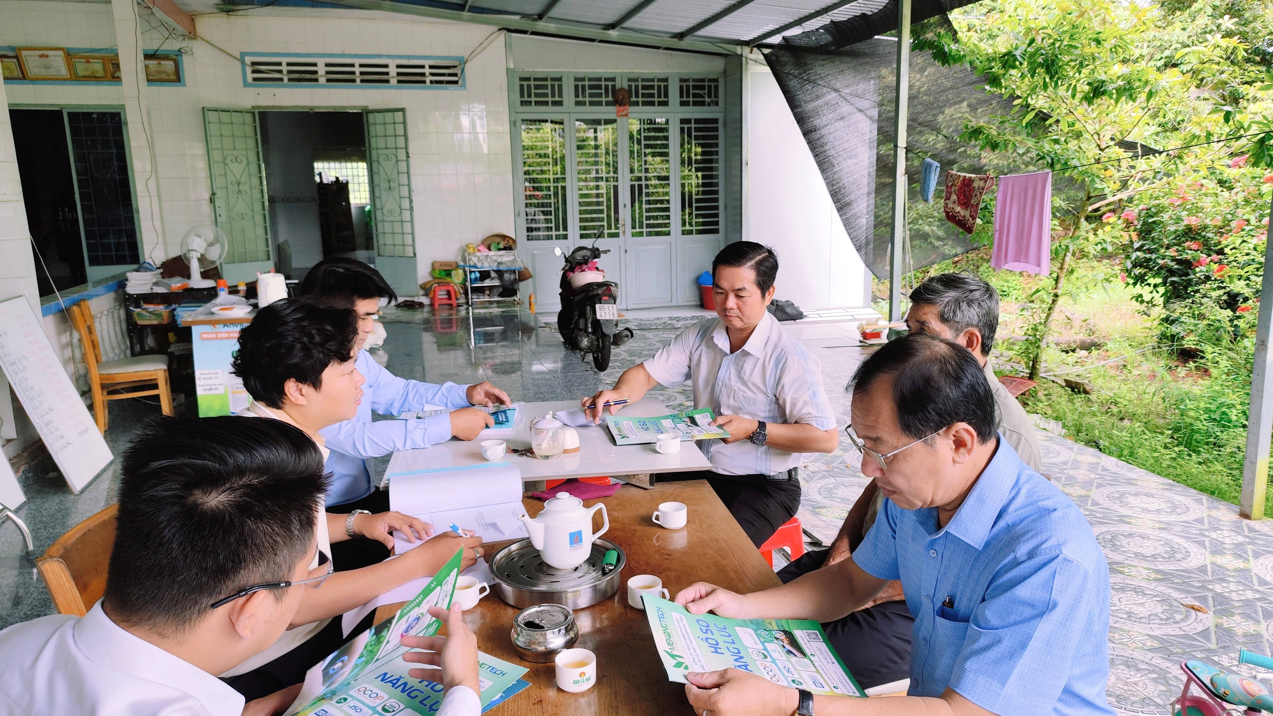 Trường Long vận động duy trì sản phẩm OCOP 4 sao tại Hợp tác xã Vườn cây ăn trái Trường Khương A
