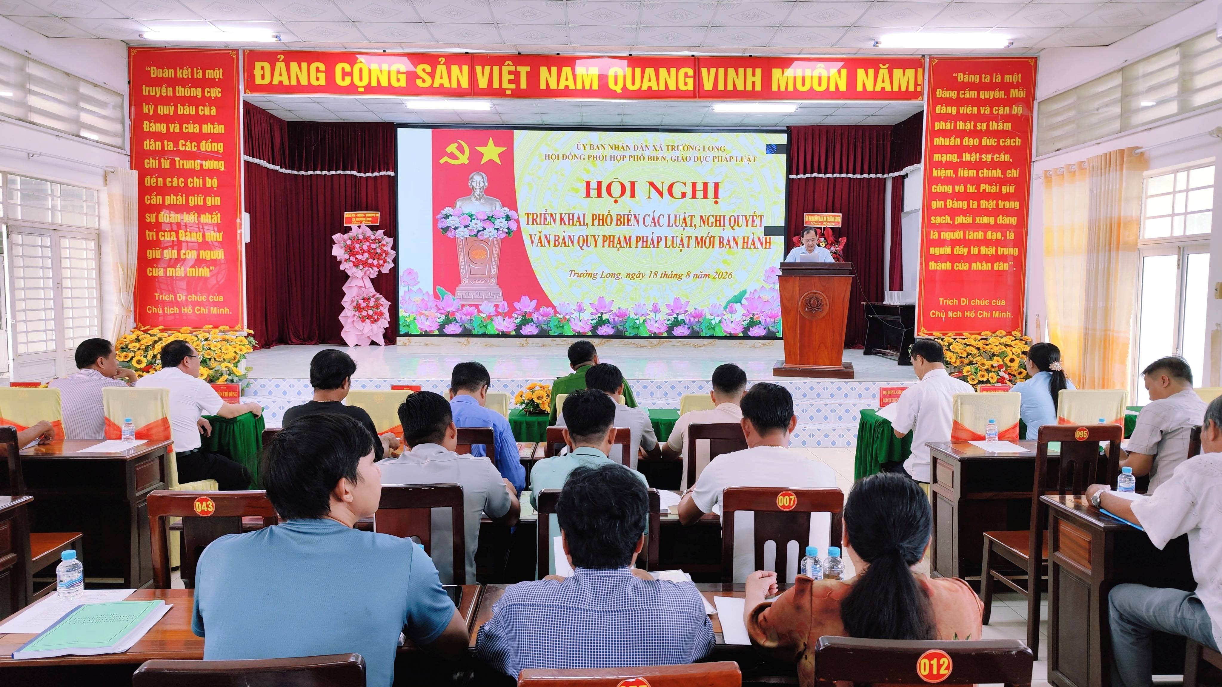 Trường Long nâng cao hiệu quả cải cách thể chế, đưa pháp luật đến gần người dân