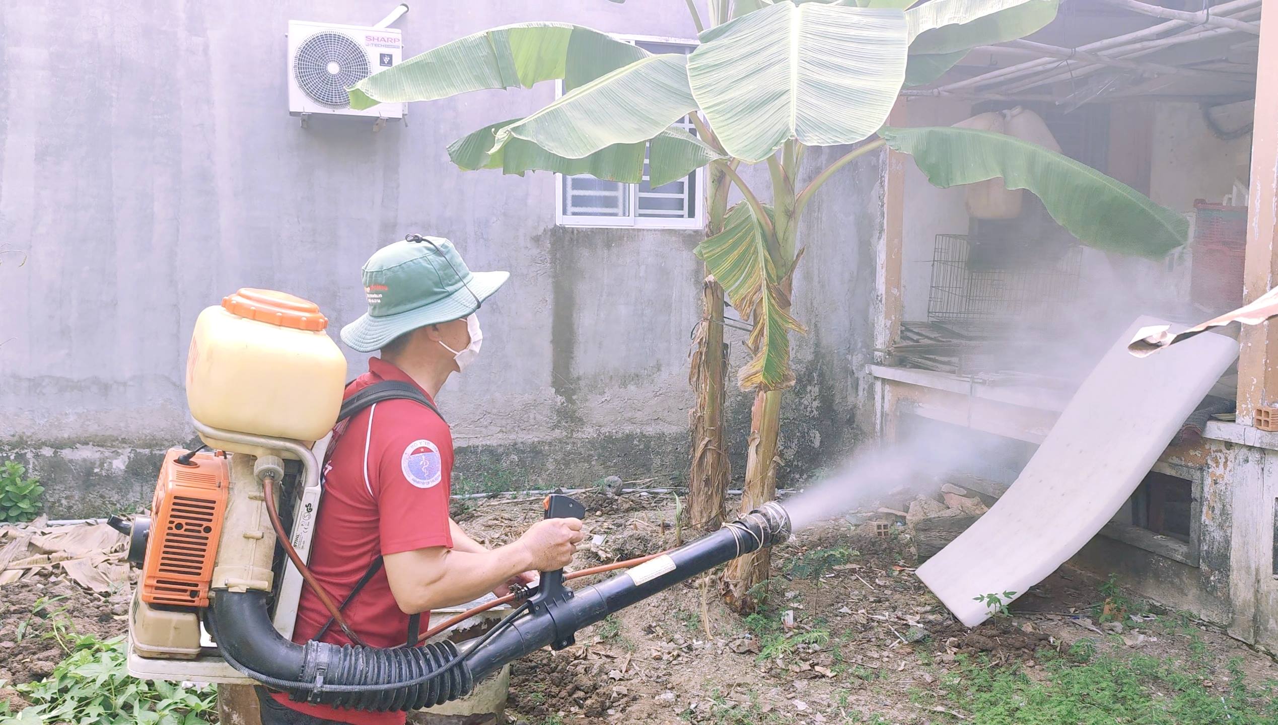 Trường Long ra quân đợt 1 Chiến dịch diệt lăng quăng phòng, chống bệnh sốt xuất huyết - Zika năm 2026