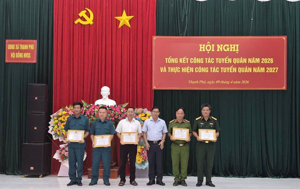 XÃ THẠNH PHÚ TỔNG KẾT CÔNG TÁC TUYỂN QUÂN NĂM 2026