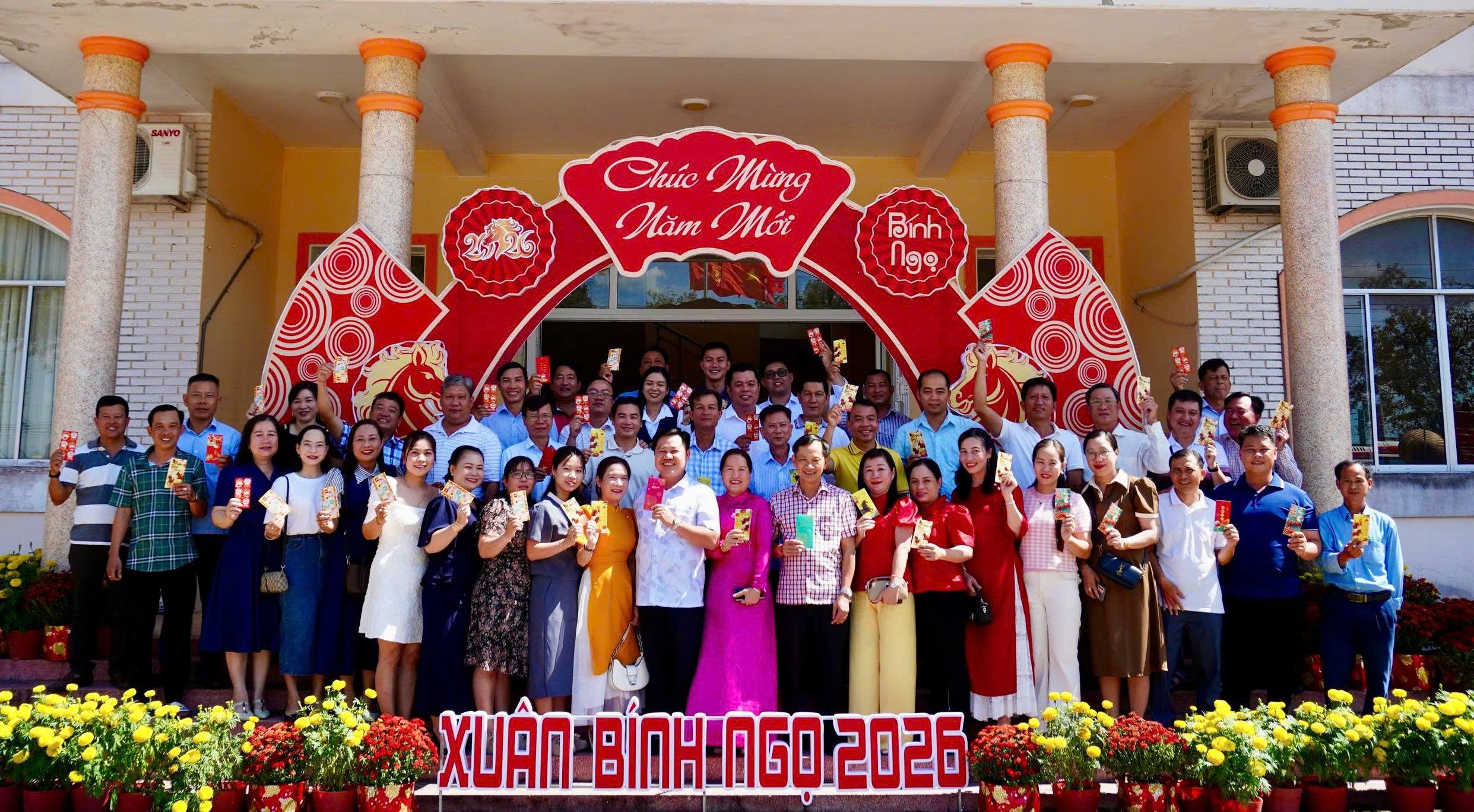 XÃ THỚI HƯNG TỔ CHỨC CHƯƠNG TRÌNH NGHỆ THUẬT  “MỪNG ĐẢNG QUANG VINH – MỪNG XUÂN BÍNH NGỌ 2026”