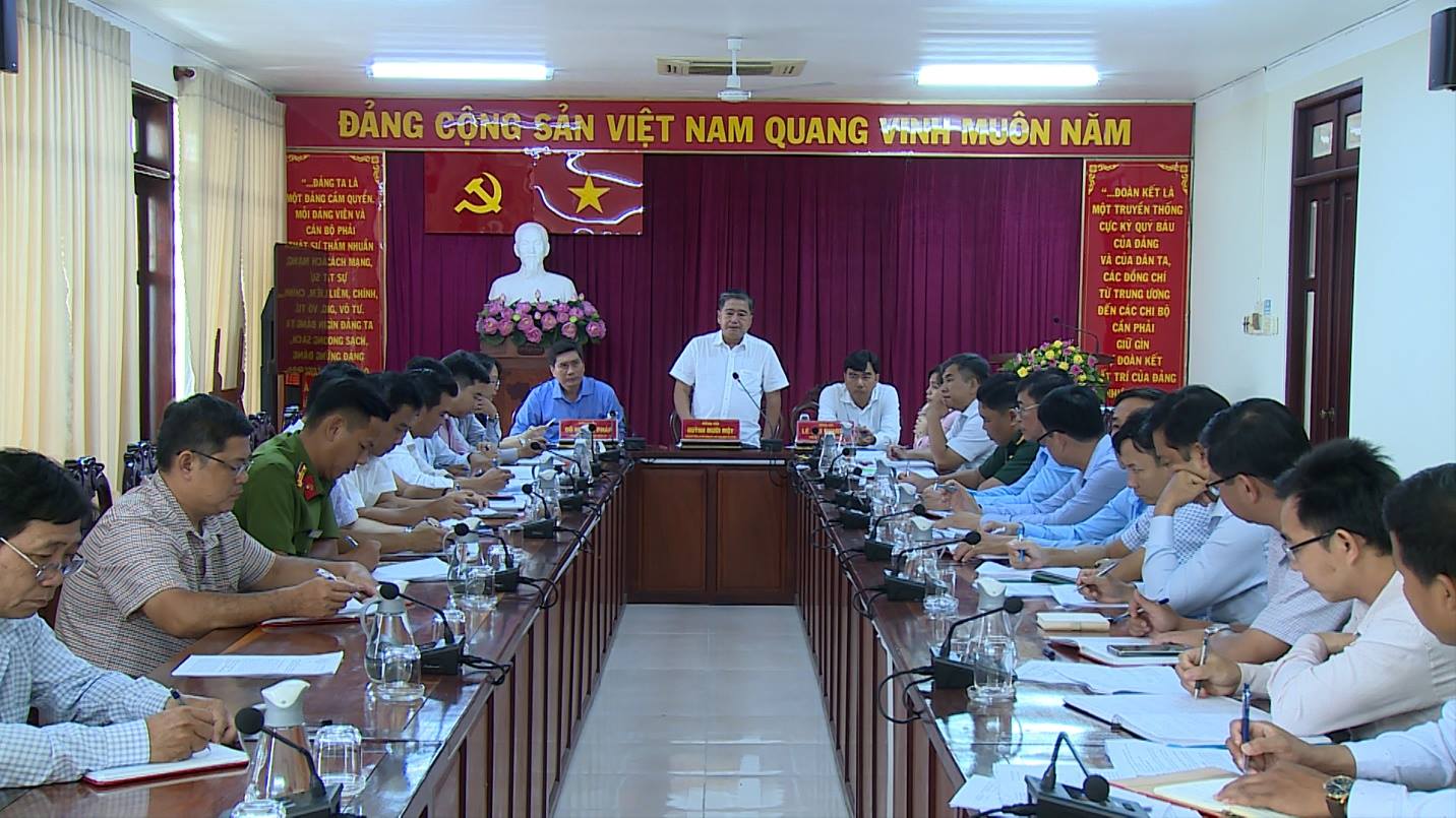 Họp ban chỉ đạo, tổ giúp việc ban chỉ đạo về phát triển khoa học, công nghệ, đổi mới sáng tạo và chuyển đổi số xã Cờ Đỏ
