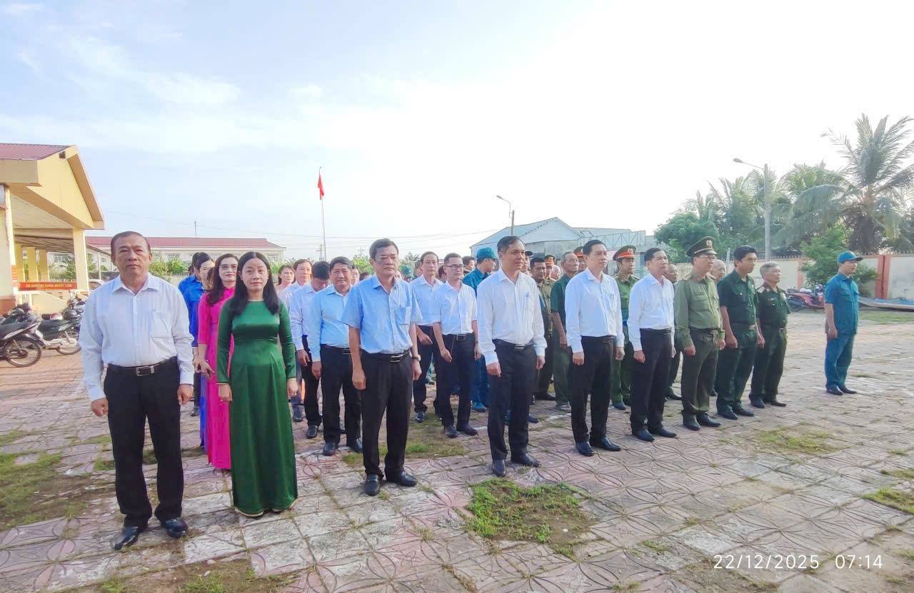 XÃ TRƯỜNG XUÂN DÂNG HƯƠNG CÁC ANH HÙNG LIỆT SĨ NHÂN KỶ NIỆM 81 NĂM NGÀY THÀNH LẬP QUÂN ĐỘI NHÂN DÂN VIỆT NAM (22/12/1944 - 22/12/2025)