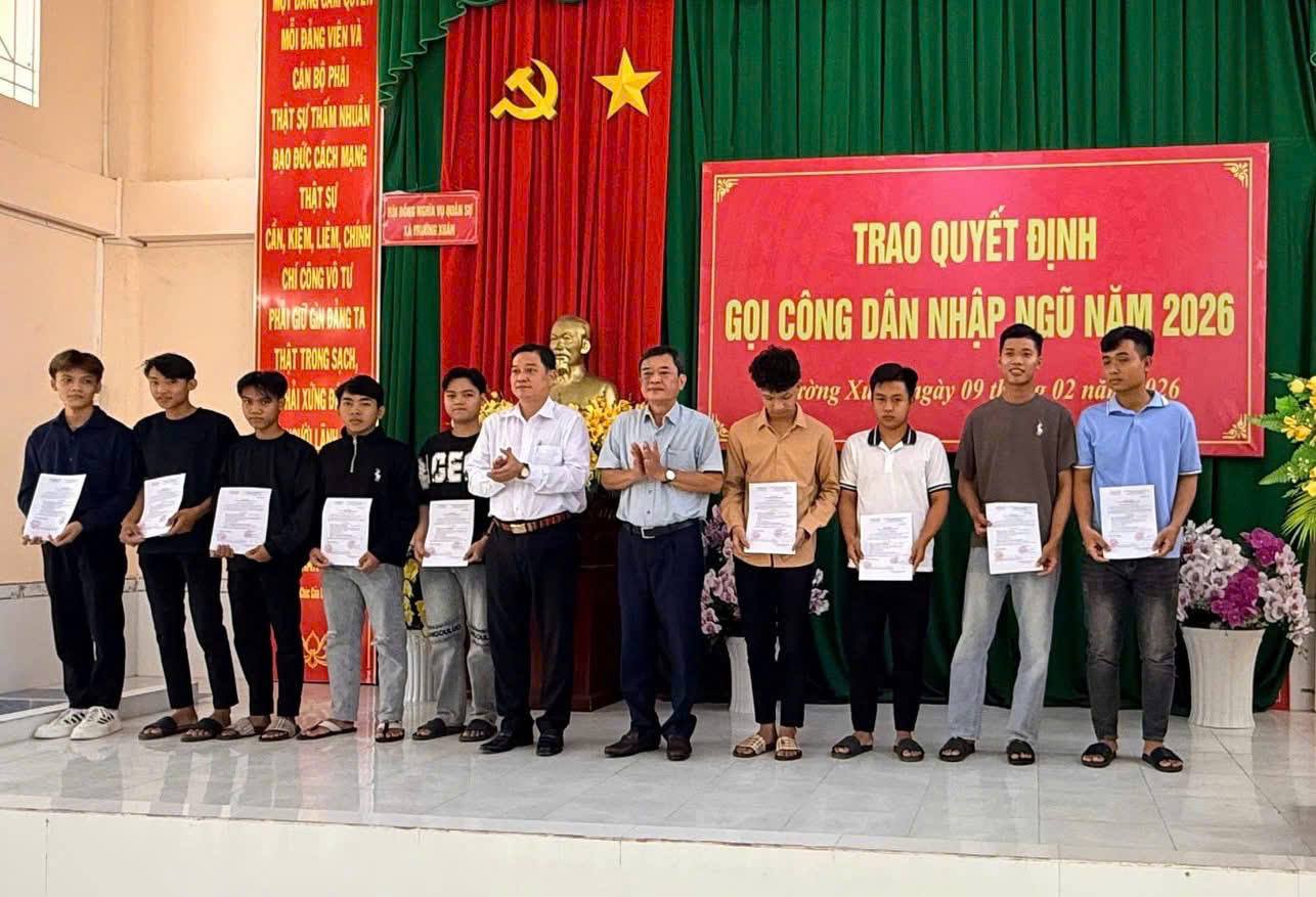 TRAO QUYẾT ĐỊNH GỌI CÔNG DÂN NHẬP NGŨ NĂM 2026