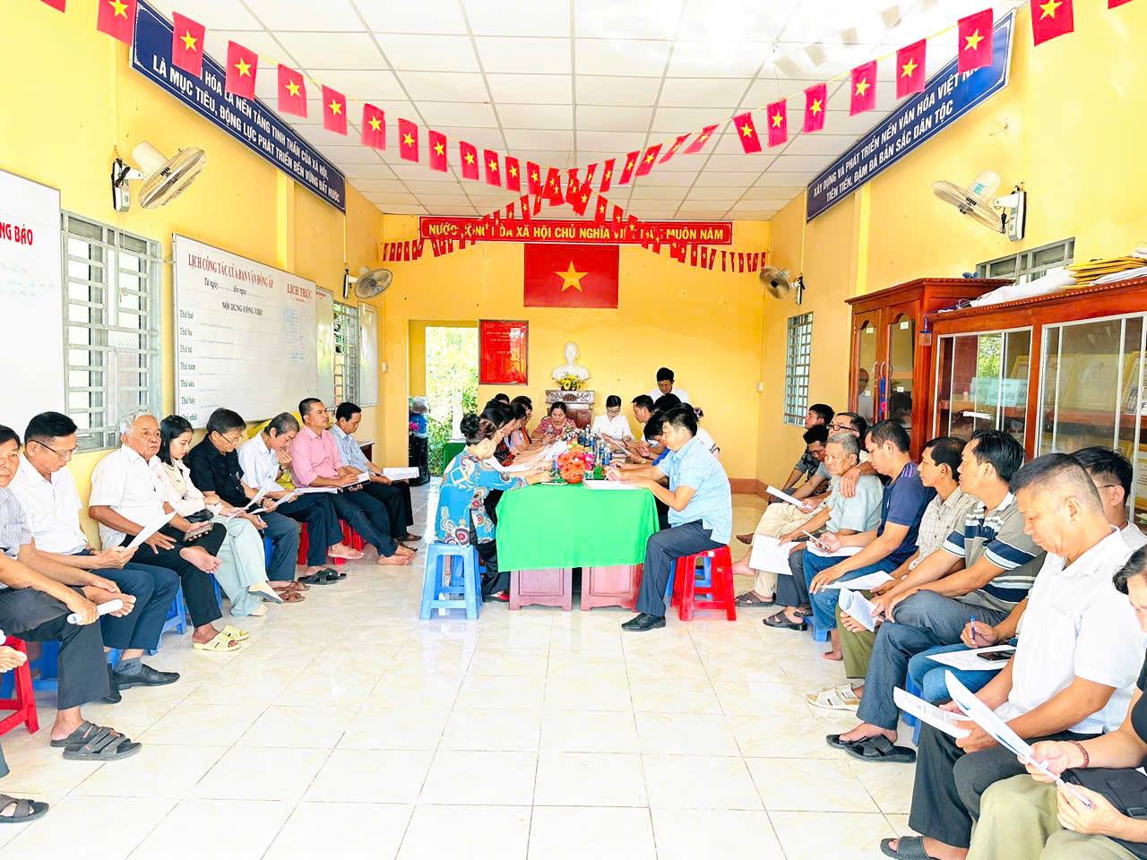 Lãnh đạo Đảng uỷ xã dự sinh hoạt Chi bộ thường kỳ tháng 8.2026
