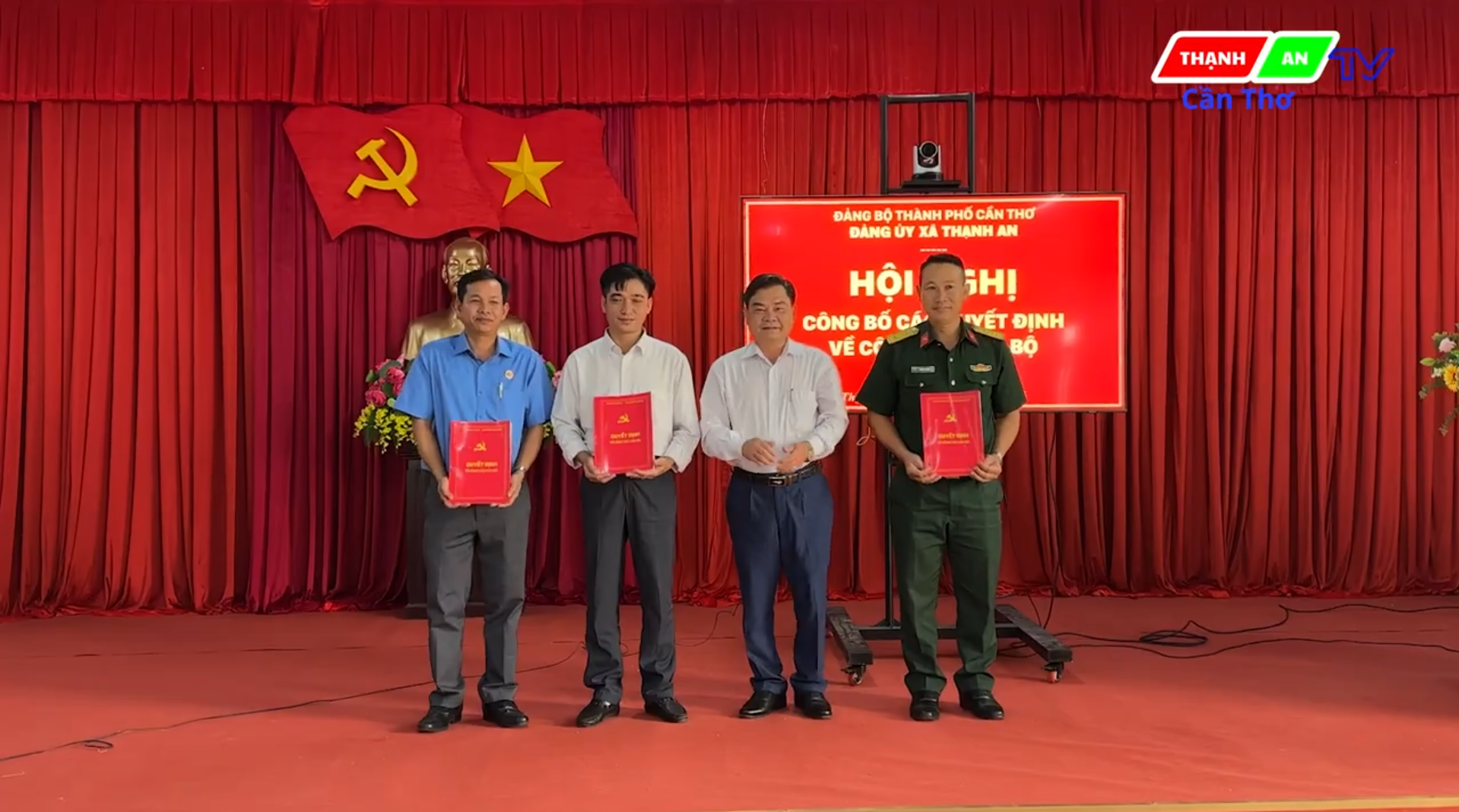 THẠNH AN CÔNG BỐ CÁC QUYẾT ĐỊNH VỀ CÔNG TÁC CÁN BỘ