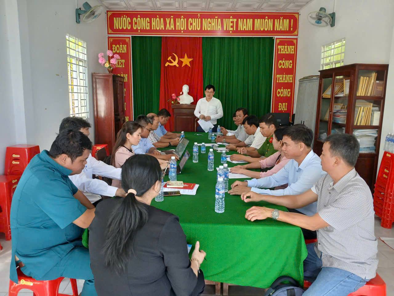 PHƯỜNG LONG BÌNH TỔ CHỨC LÀM VIỆC ĐỊNH KỲ VỚI CHI ỦY CHI BỘ KHU VỰC AN HÒA VỀ KẾT QUẢ THỰC HIỆN NHIỆM VỤ QUÝ III VÀ PHƯƠNG HƯỚNG CUỐI NĂM 2025